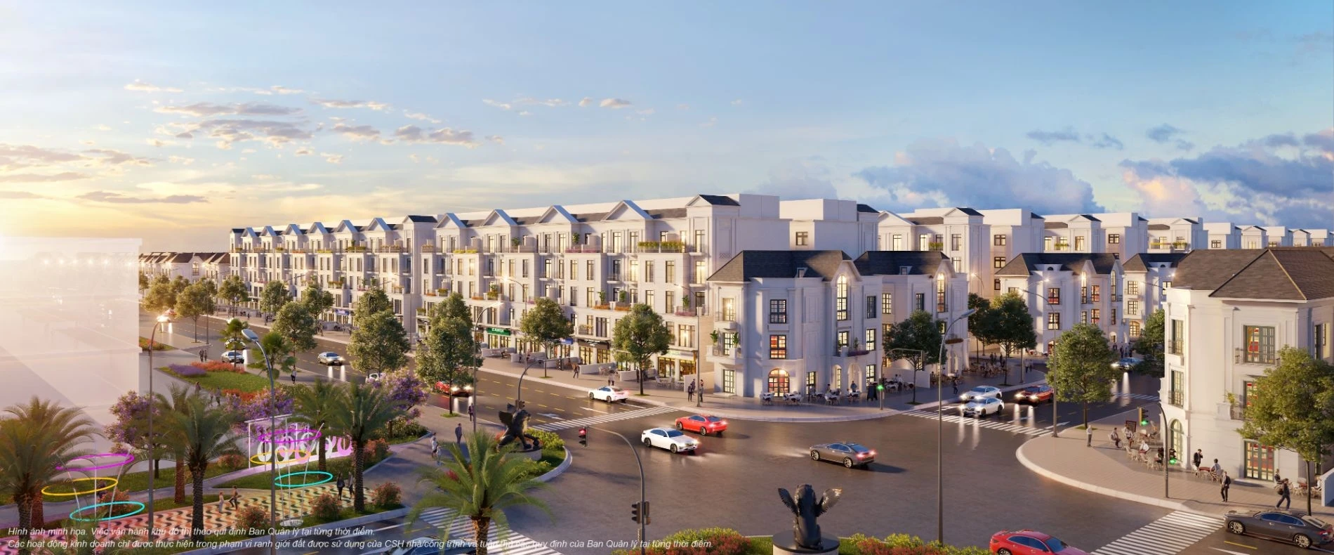 Khu vực ngã tư sầm uất với các căn shophouse góc và biểu tượng nghệ thuật