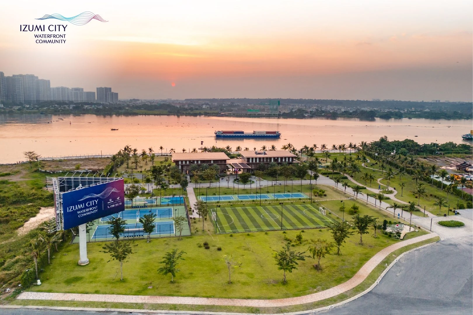Toàn cảnh khu thể thao nằm sát bờ sông Đồng Nai rộng lớn